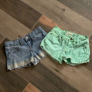 I am selling these shorts (one L.E.I and the other Vintage Havana).